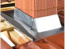 Abergement zinc prépatiné réglable de cheminée pour toiture ardoise et bardeau