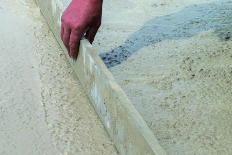 Réaliser sa dalle en béton, avant la pose d’un abri !